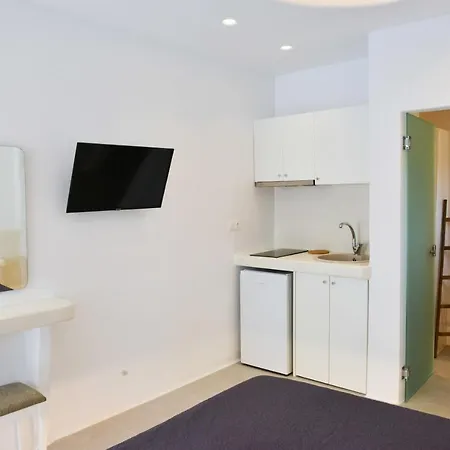 Aparthotel Dedalos Naxos 4*